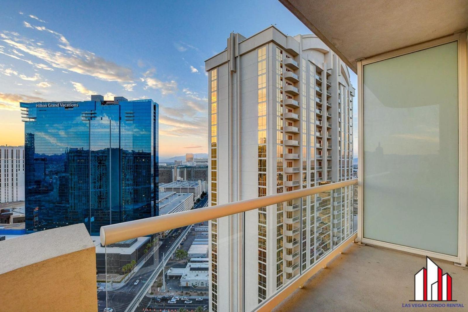 Mgm Signature-30-705 F1 Track & Strip View Balcony Лас-Вегас Екстер'єр фото
